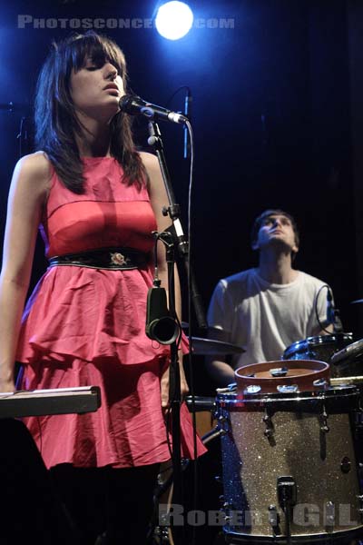 WILDBIRDS AND PEACEDRUMS - 2008-05-10 - PARIS - La Fleche d'Or - 